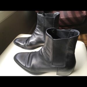 Saint Laurent Chelsea boots (black)
